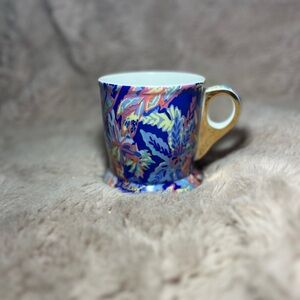 - Lilly Pulitzer mug